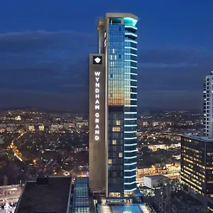 Wyndham Grand Levent & Conference Center اسطنبول