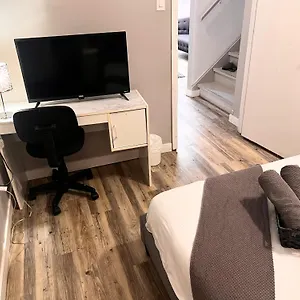 Vacation Near West Mall , Edmonton Canada