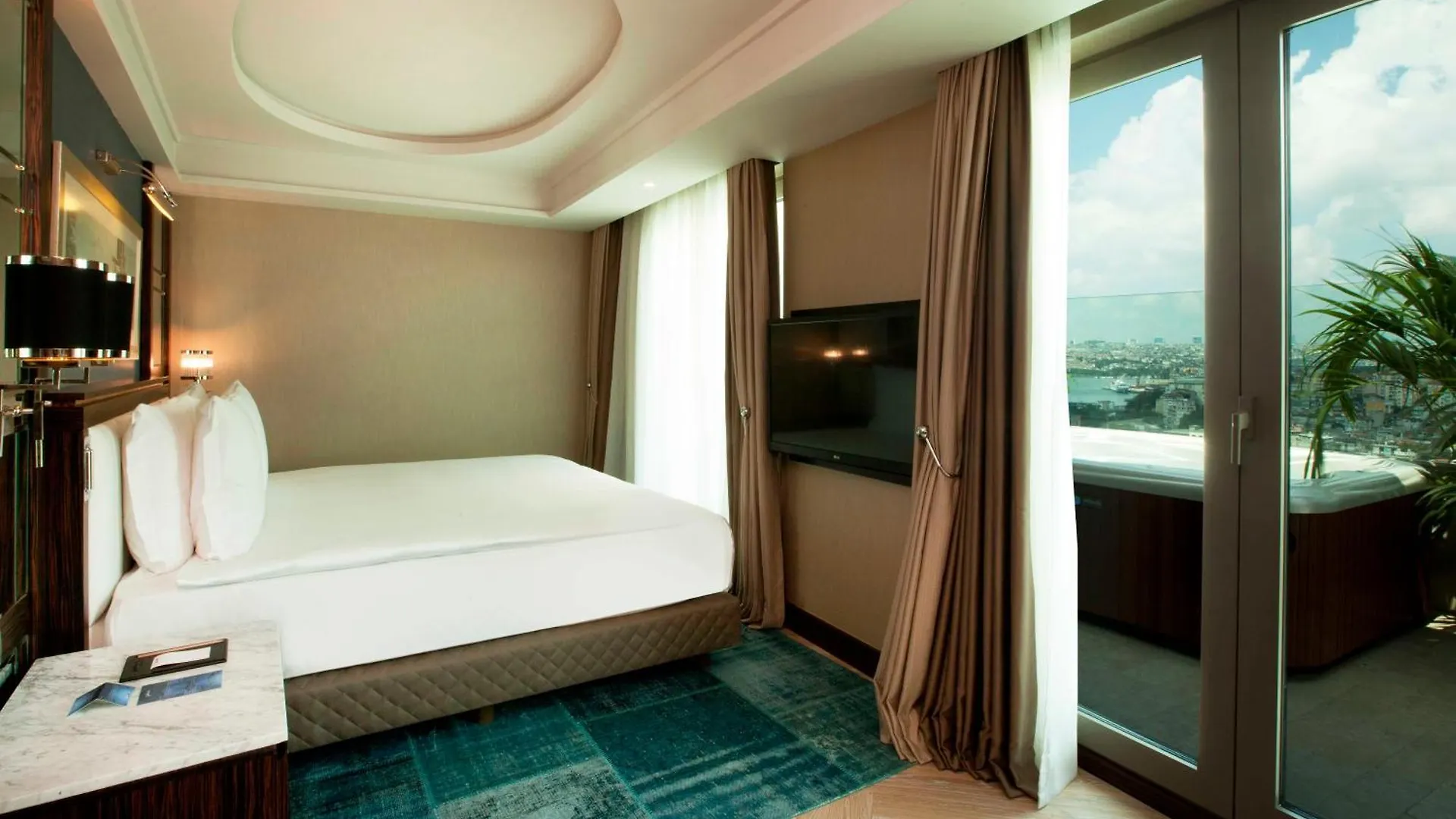 Radisson Blu Hotel Istanbul Pera